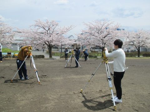 測量実習の様子0２