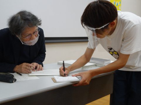 ロゴデザインの相談会の様子